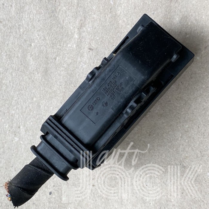 Роз'єм для Audi oe 1S0906385A