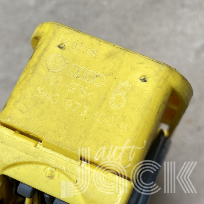Роз'єм для Audi oe 5N0973100B Роз'єм для Audi oe 5N0973100B
