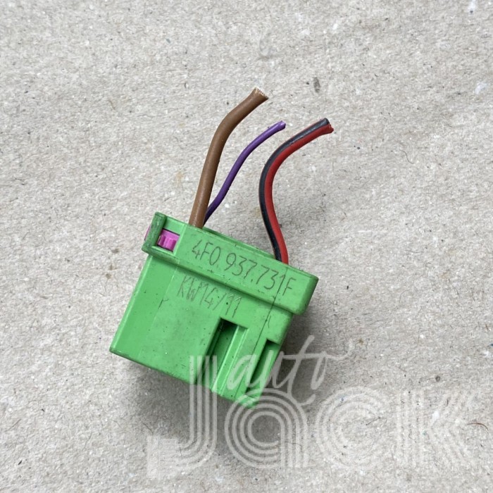 Роз'єм для Audi oe 4F0937731F