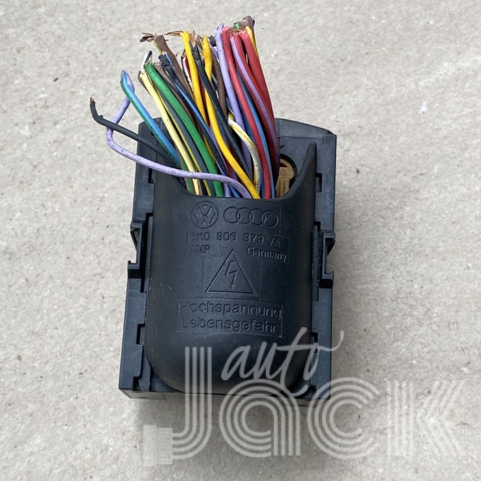 Роз'єм для Audi oe 8K0906379A
