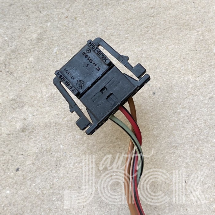 Разъем для Mercedes Benz oe 0385454728