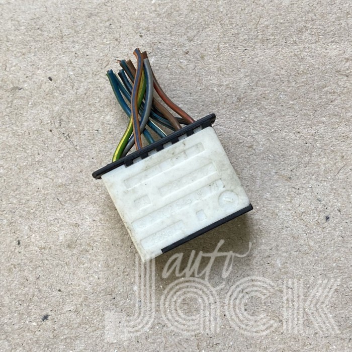 Роз'єм для Mercedes Benz oe A0025450673