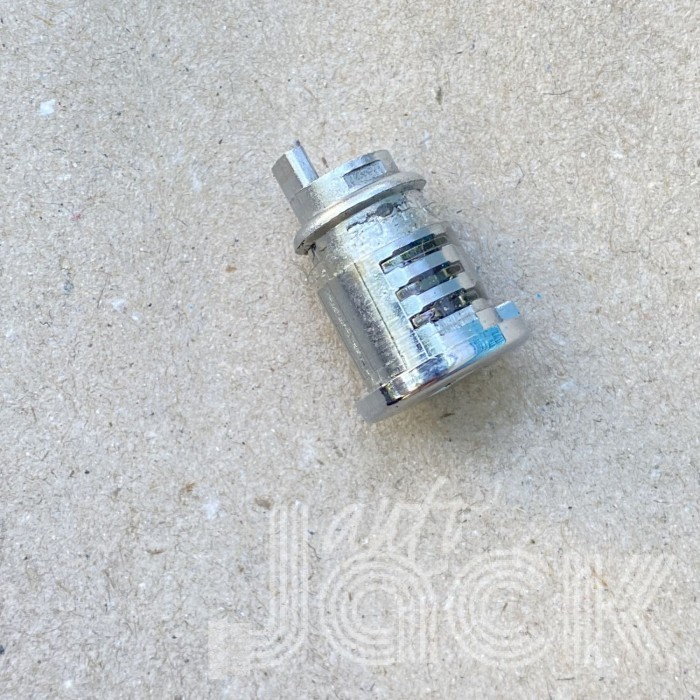 Серцевина замка для Audi oe 8L0857113A