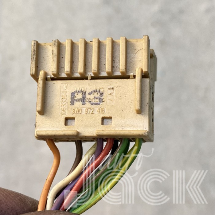 Роз'єм для Audi oe 8W0972416