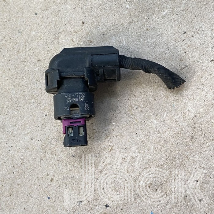 Роз'єм парктроніка для Audi oe 4F0973702