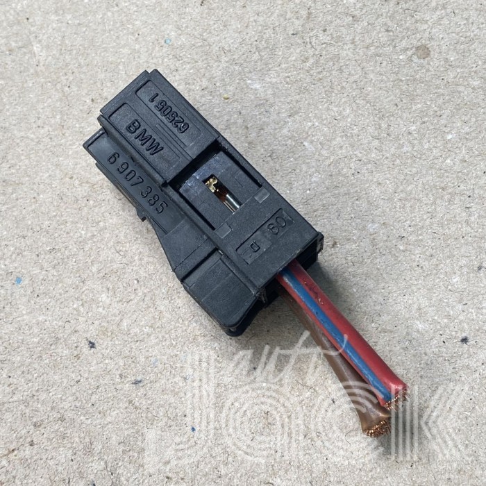 Роз'єм для BMW oe 6907385