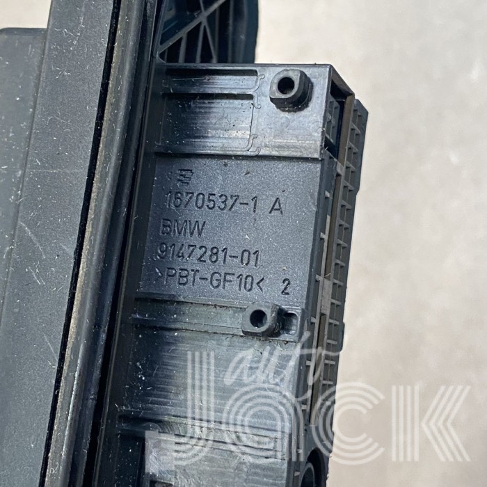 Роз'єм для BMW oe 9147281