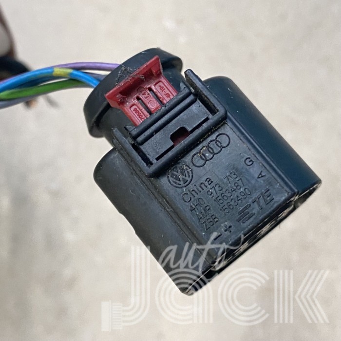 Роз'єм для Audi oe 4H0973713G
