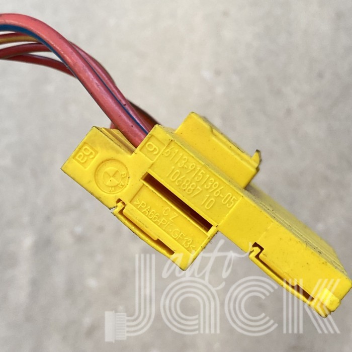 Роз'єм для BMW oe 61139151396