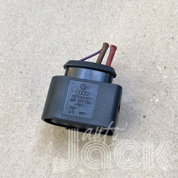 Роз'єм для Audi oe 8K0973724