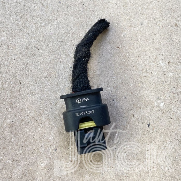 Разъем для Audi oe 3C0973203