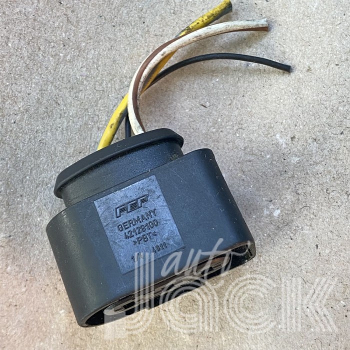 Роз'єм для Land Rover oe 42129100