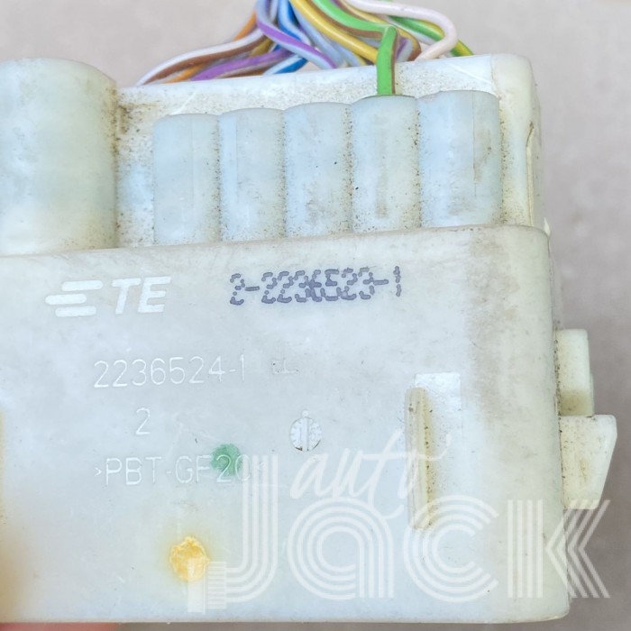 Роз'єм для Land Rover oe 2236524