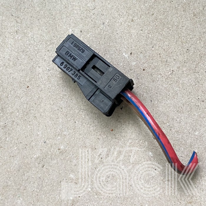 Роз'єм для BMW oe 6907385