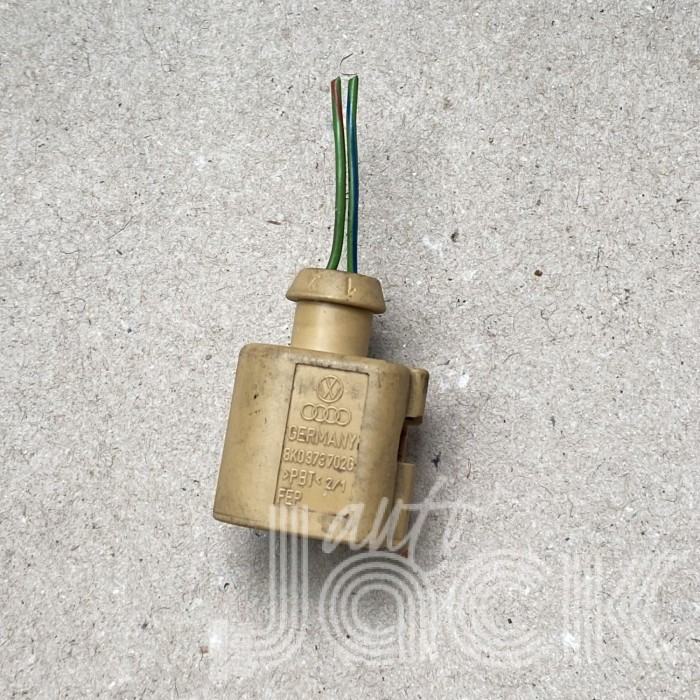 Роз'єм для Audi oe 8K0973702G