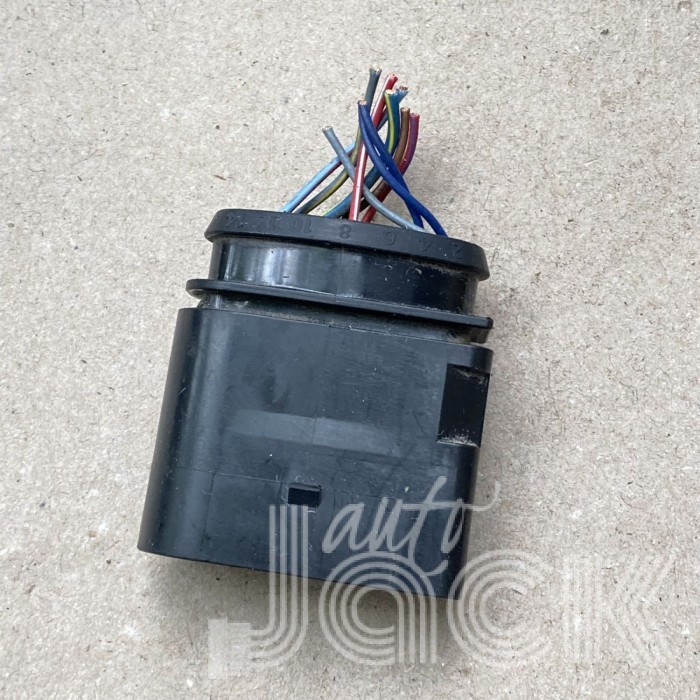Роз'єм для Audi oe 3C0973837