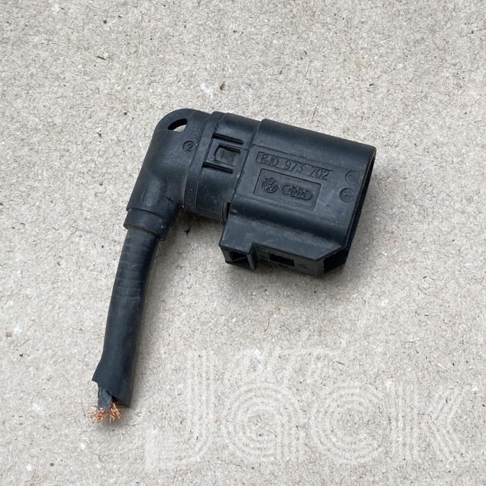Роз'єм для Audi oe 8J0973702