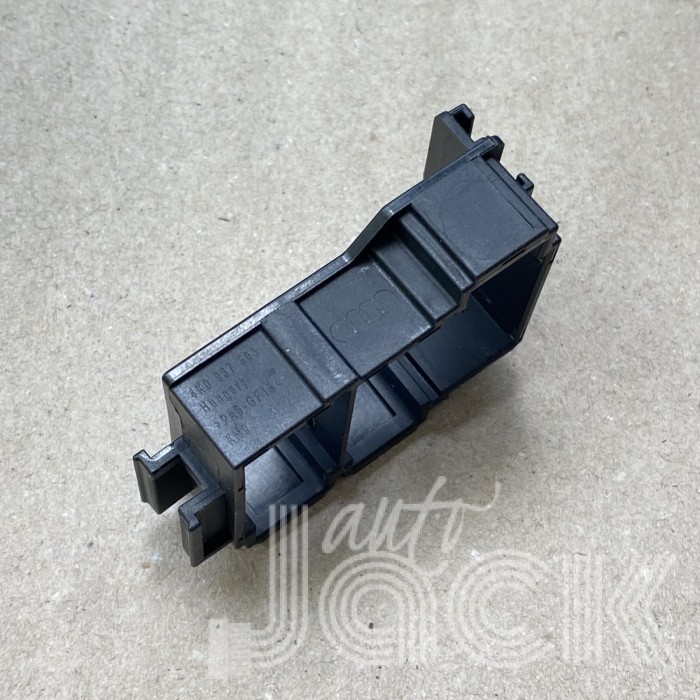 Кронштейн для Audi oe 4K0937503 Кронштейн для Audi oe 4K0937503