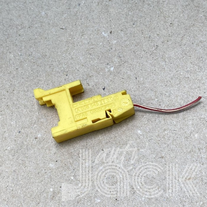 Роз'єм для Mercedes Benz oe A0065452101