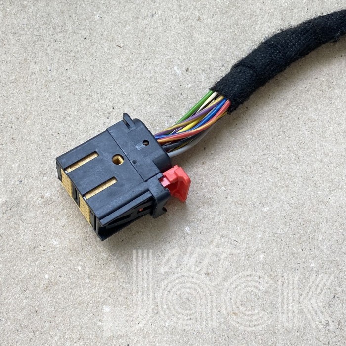 Роз'єм для Mercedes Benz oe A1665450426