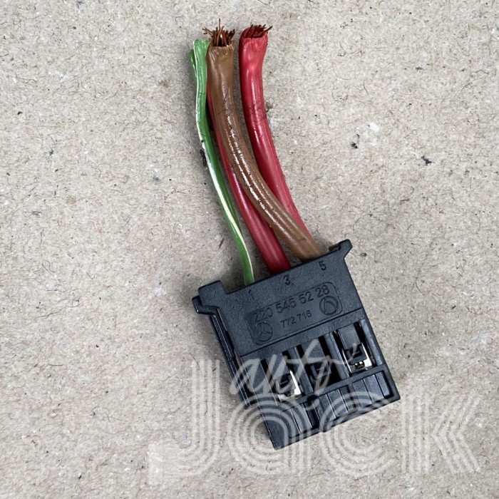 Роз'єм для Mercedes Benz oe 2205455228