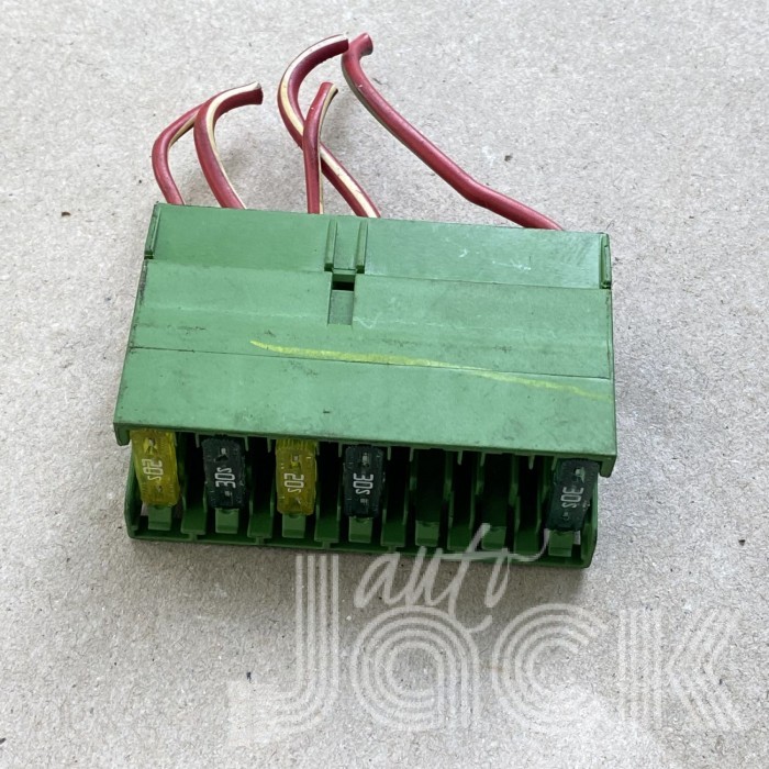 Роз'єм для Mercedes Benz oe A0065450101