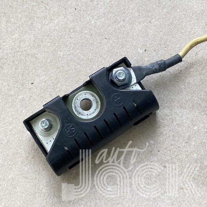 Фільтр антени для Audi oe 8T8035570