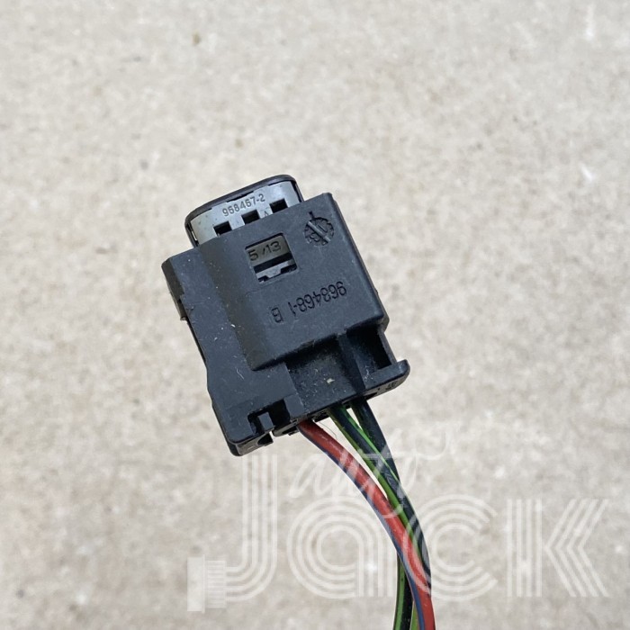 Роз'єм для Mercedes Benz oe 2105402181
