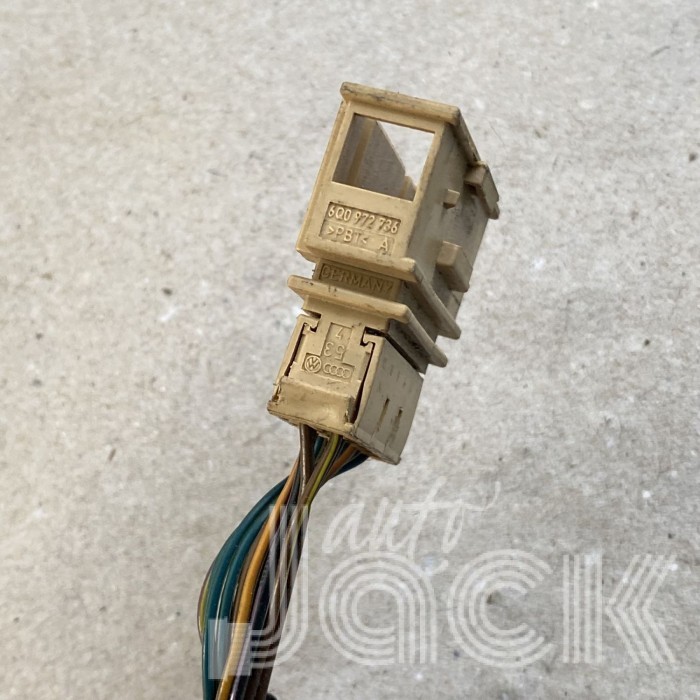 Роз'єм для Audi oe 6Q0972736