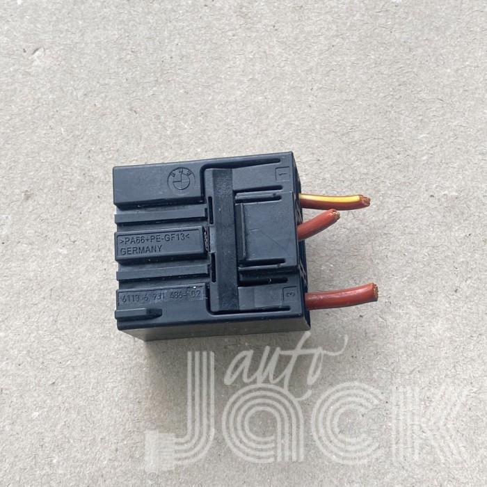 Роз'єм для BMW oe 61136931486