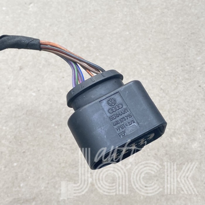Роз'єм для Audi oe 4H0973715
