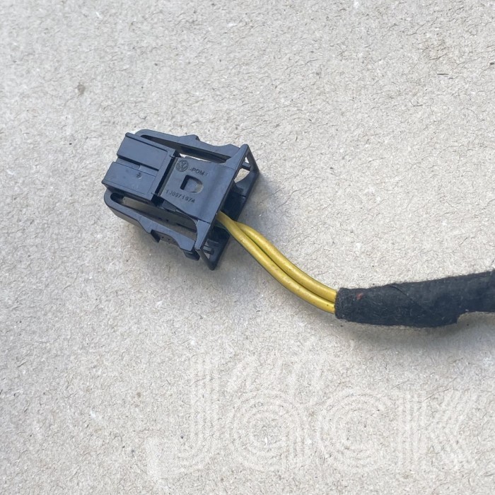 Роз'єм для Audi oe 1J0971974