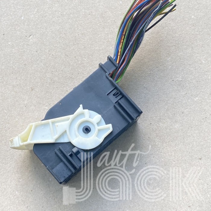 Роз'єм для Audi oe 4M0937700