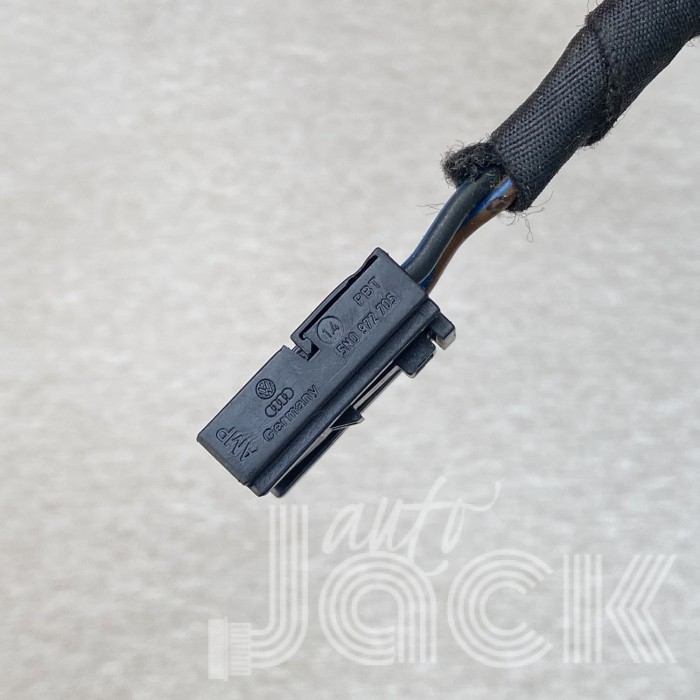 Роз'єм для Audi oe 5N0972705 Роз'єм для Audi oe 5N0972705