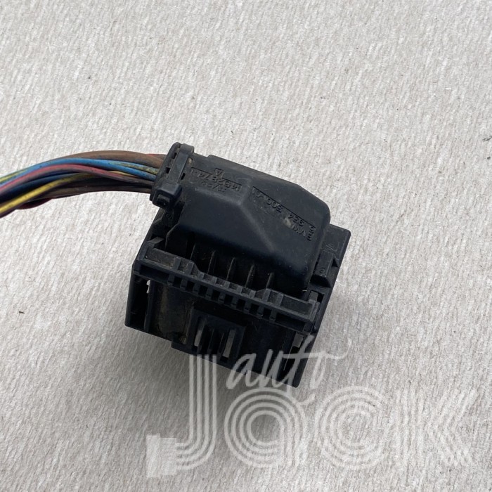 Роз'єм для BMW oe 6954492